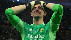 Courtois saat membela Real Madrid